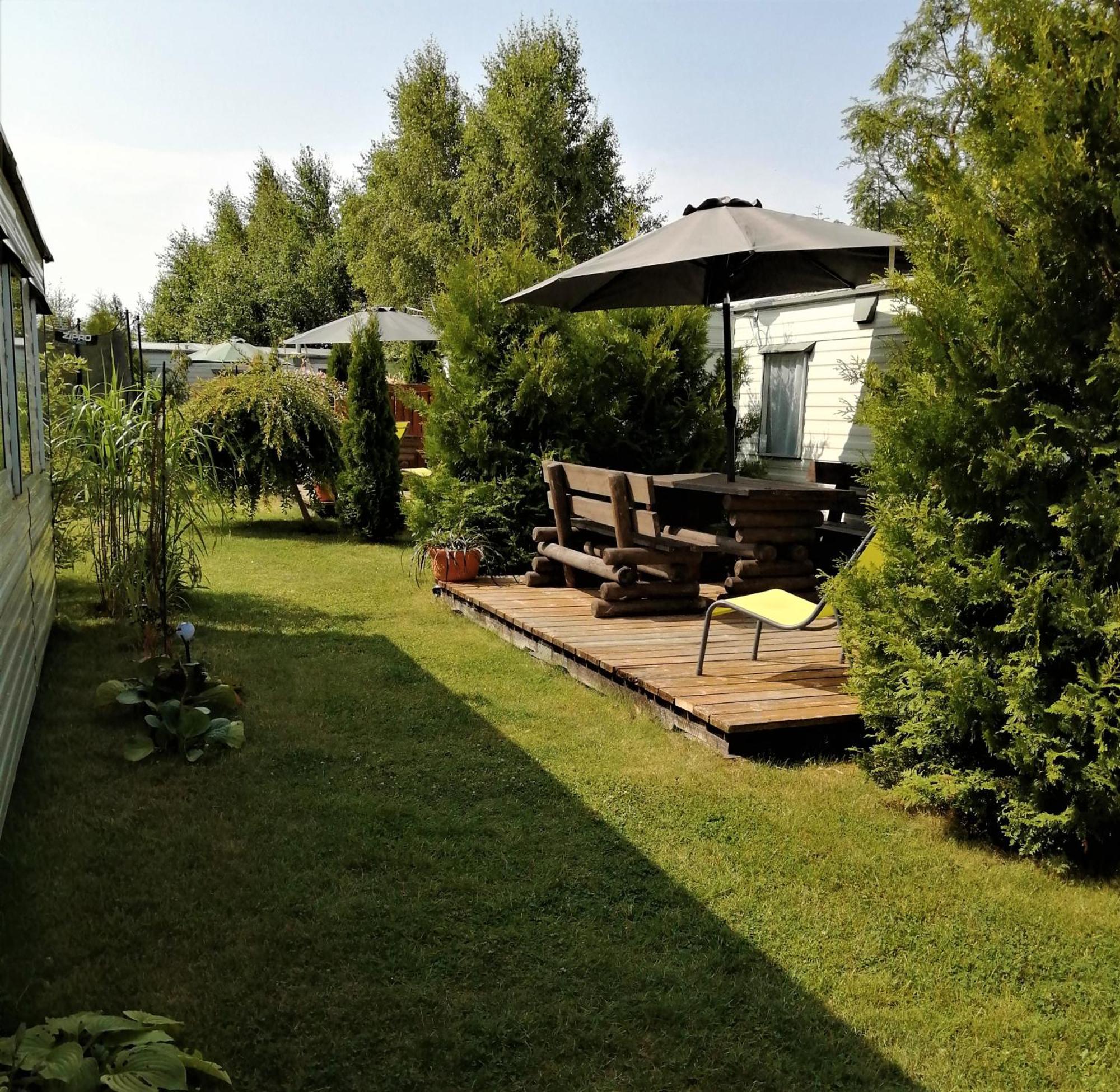 Domki Holenderskie ,, Latajacy Holender" Dębki Buitenkant foto